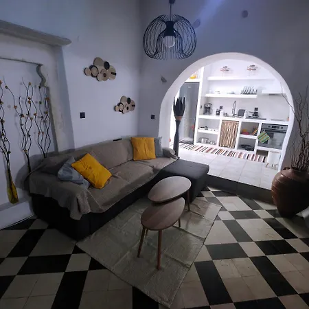 Holiday home Frida' S Mansion Dhragoulas